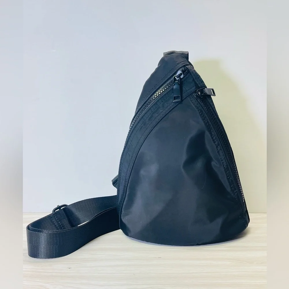 Urban Express Backpack Women's Black  Crossbody unio
